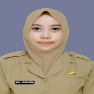 Dina Luthfi Junita, S.Pd